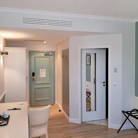 Garner By Ihg מלון