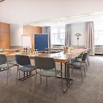 Garner Post By Ihg 4*