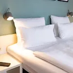 Garner Post By Ihg