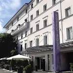 Garner Post By Ihg