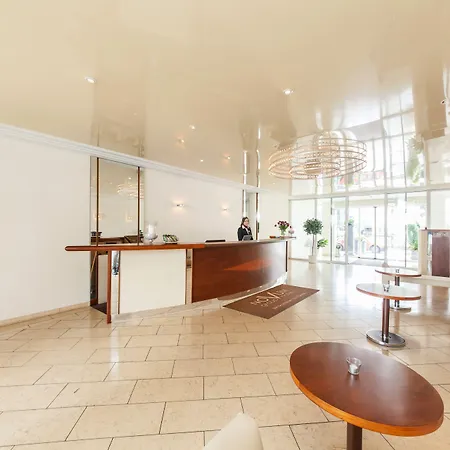 מלון Garner Post By Ihg 4*