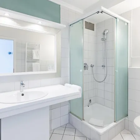 מלון Garner Post By Ihg 4*