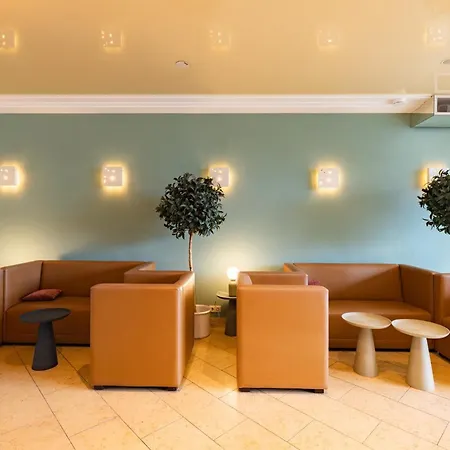 Garner Post By Ihg מלון 4*