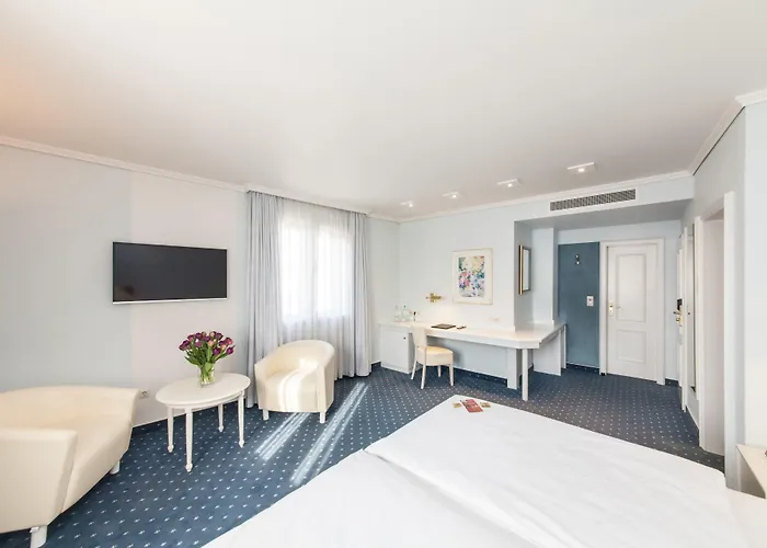 Garner Post By Ihg 아샤펜부르크